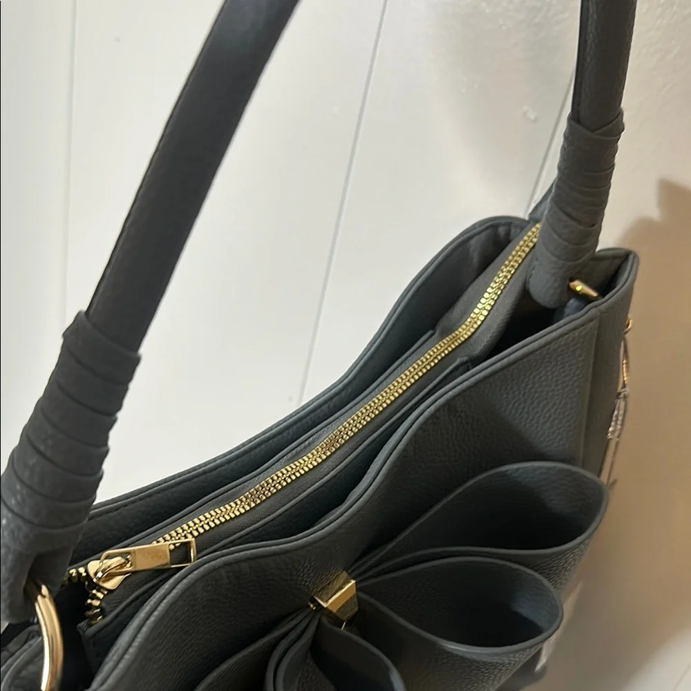 Elegant Handbag with Bow Accent NWT - Picture 3 of 3